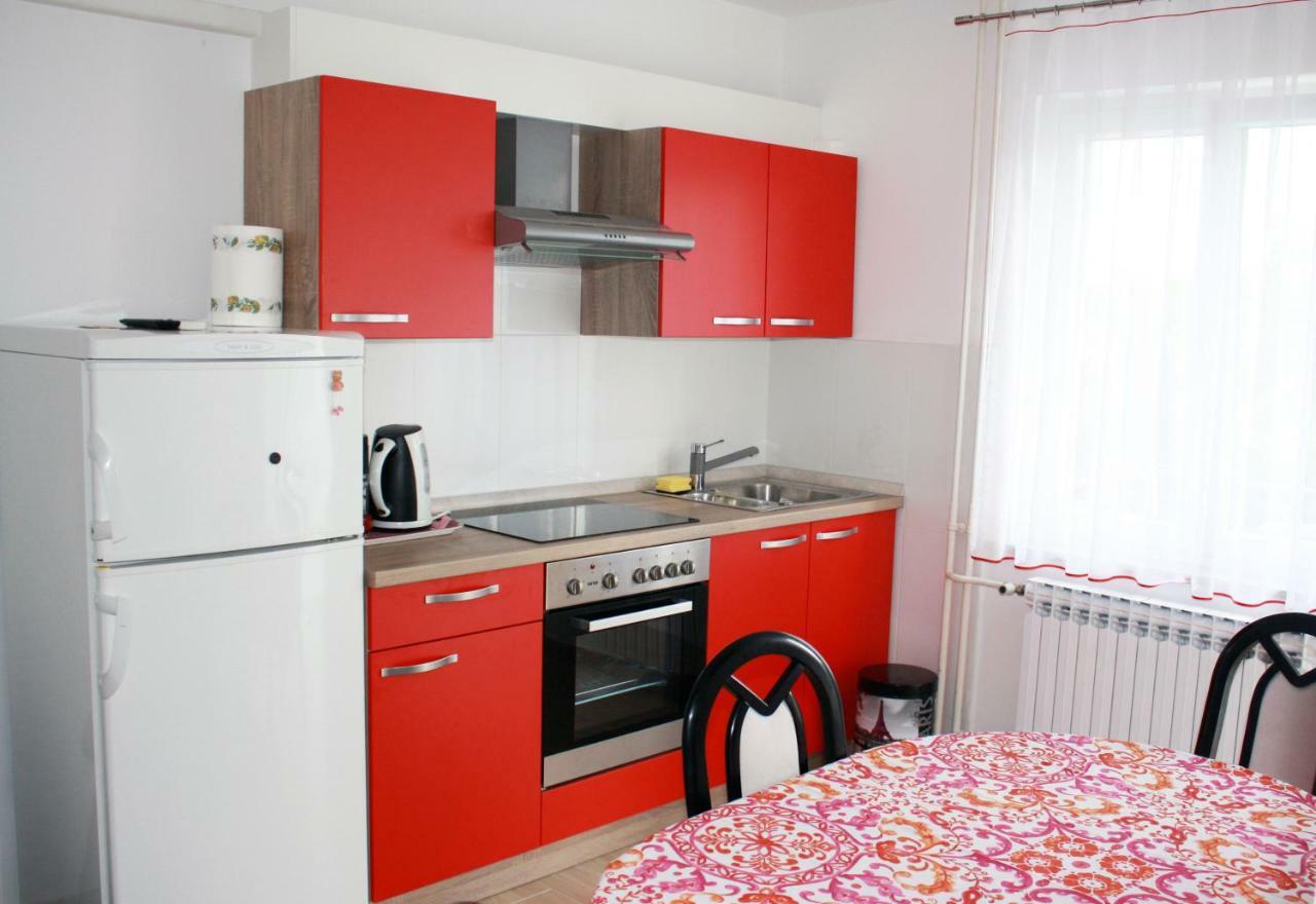 Apartment Vera อูมัค ภายนอก รูปภาพ