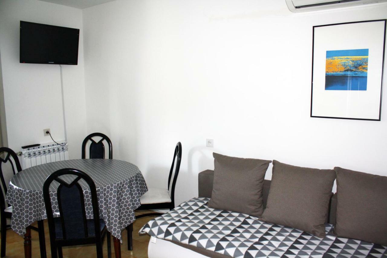 Apartment Vera อูมัค ภายนอก รูปภาพ