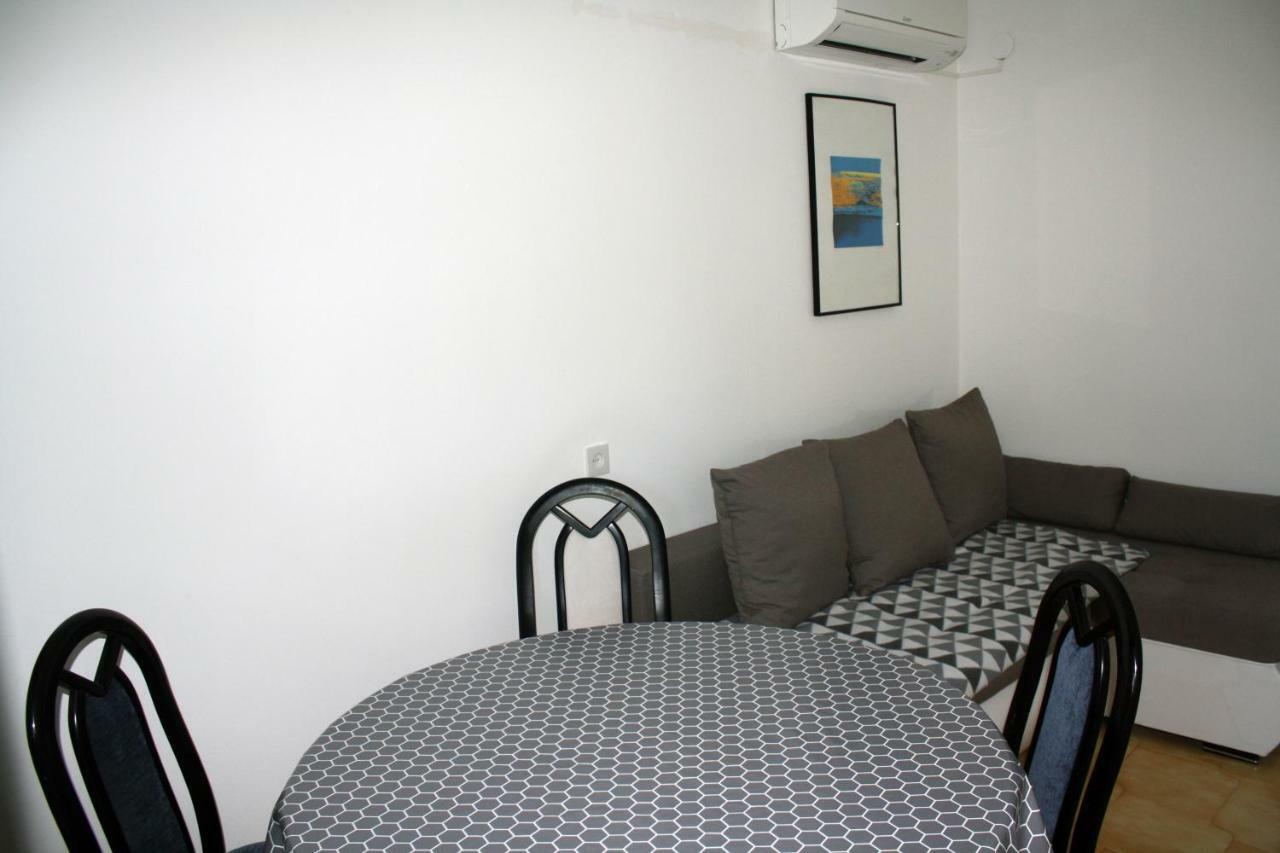 Apartment Vera อูมัค ภายนอก รูปภาพ
